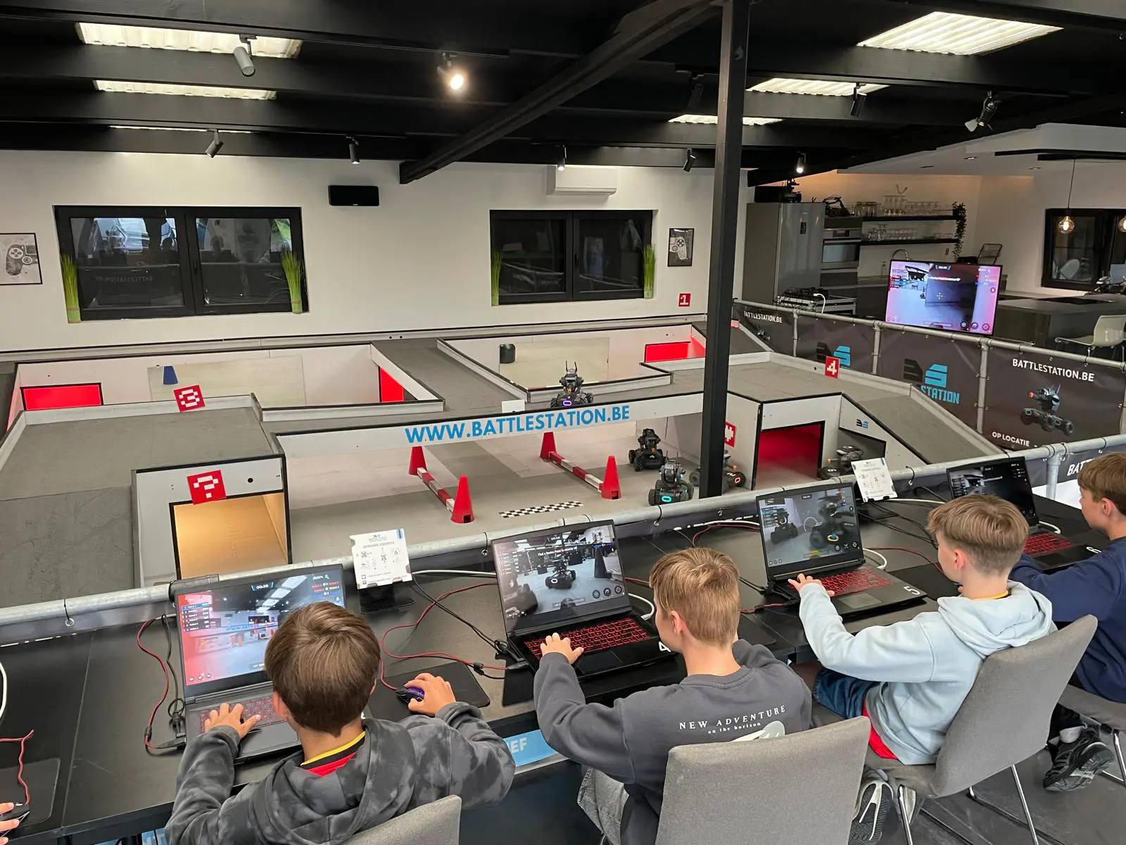 Robo arena kids fun