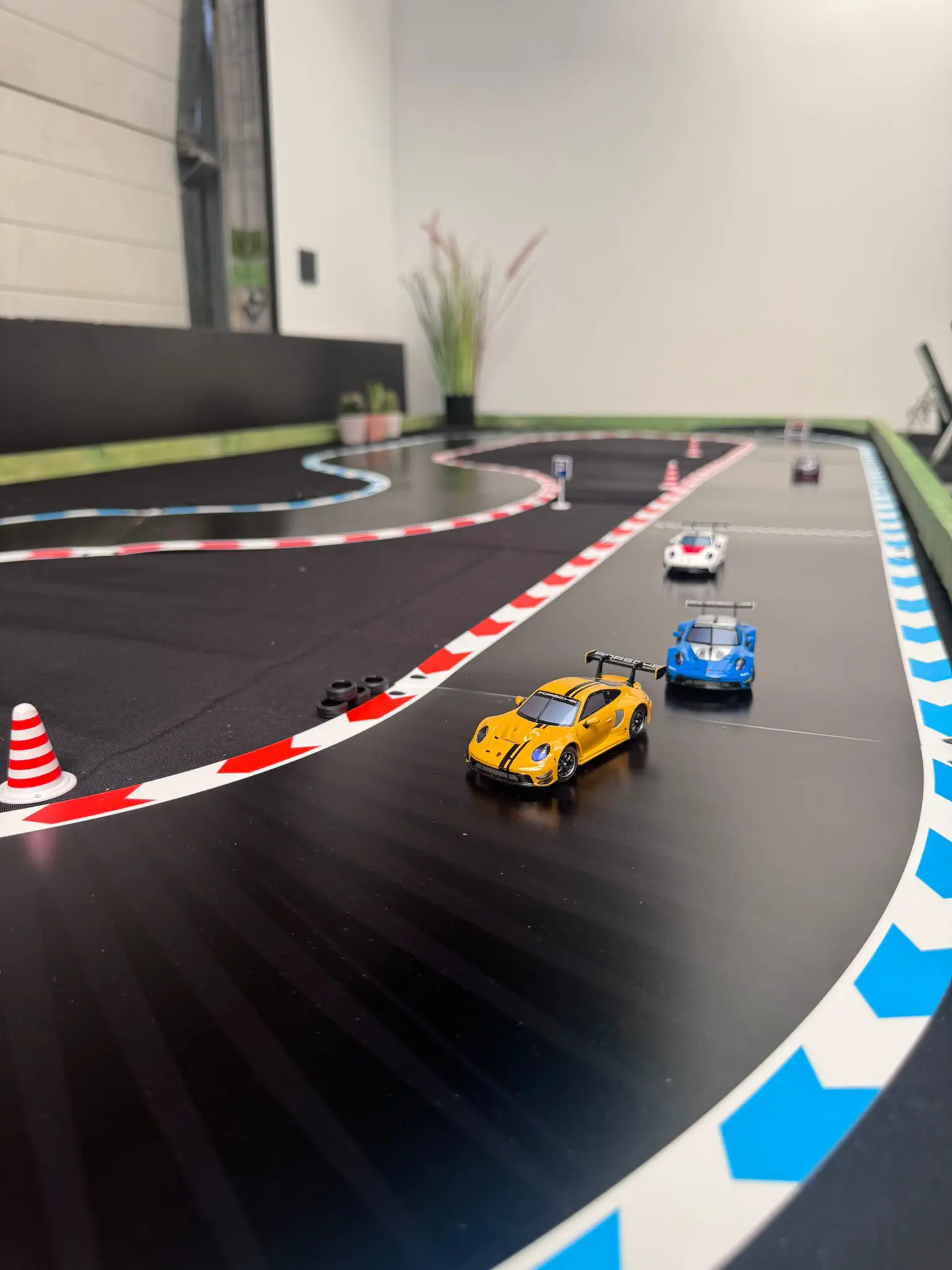 Rc arena, nieuw, racen, mini rc, teambuilding